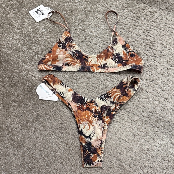 Kulani Kinis Other - Kulani Kini’s bikini